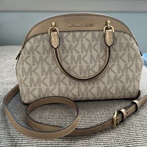 Michael Kors logo Crossbody bag